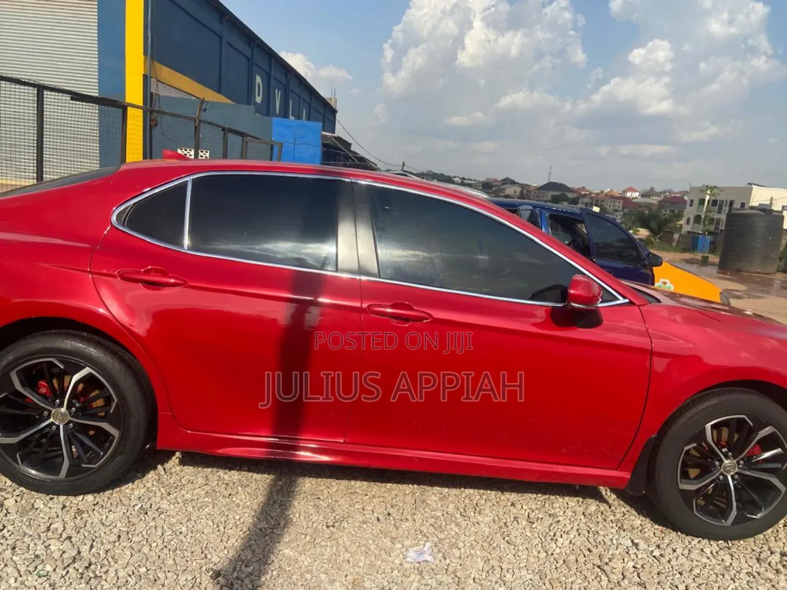 Toyota Camry XLE FWD (2.5L 4cyl 8AM) 2018 Red