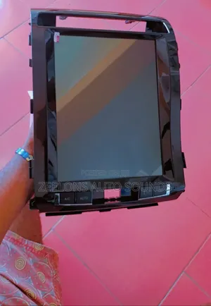 Toyota Landcruiser Apple Carplay Long Screen With Ac