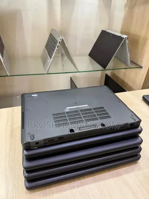Laptop Dell Latitude 5450 8GB Intel Core i5 SSD 256GB