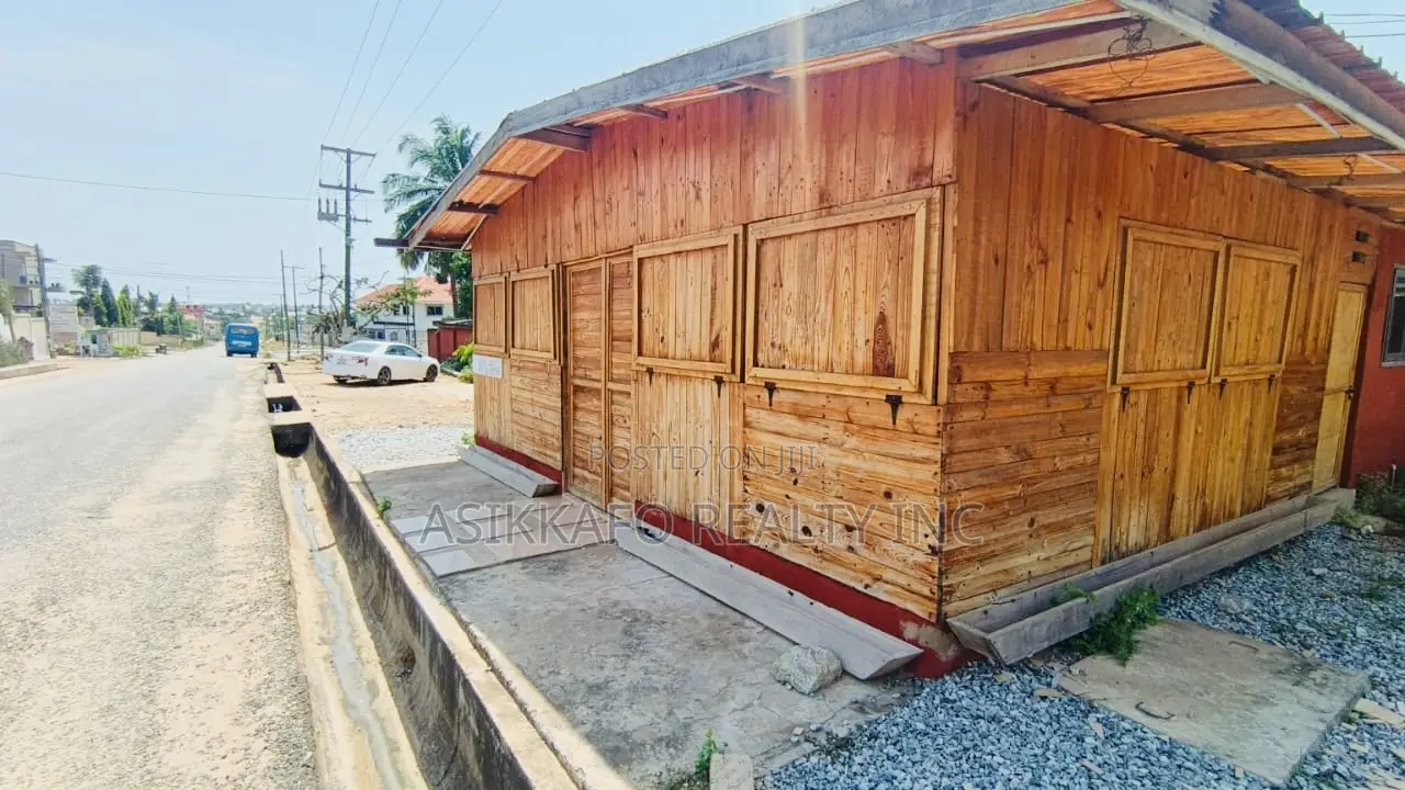 Restaurant and Bar Renting in Tseaddo Onufu Junction