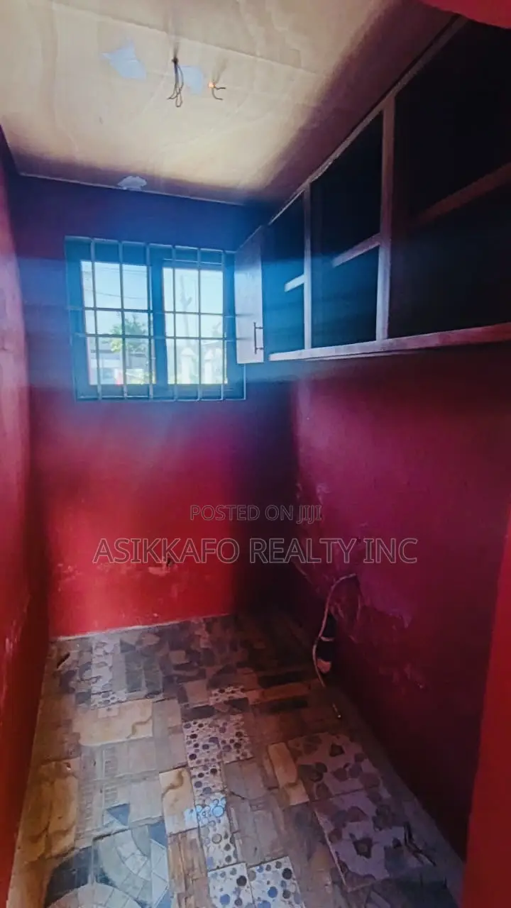 Restaurant and Bar Renting in Tseaddo Onufu Junction