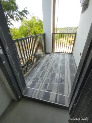 Tilling and Painting