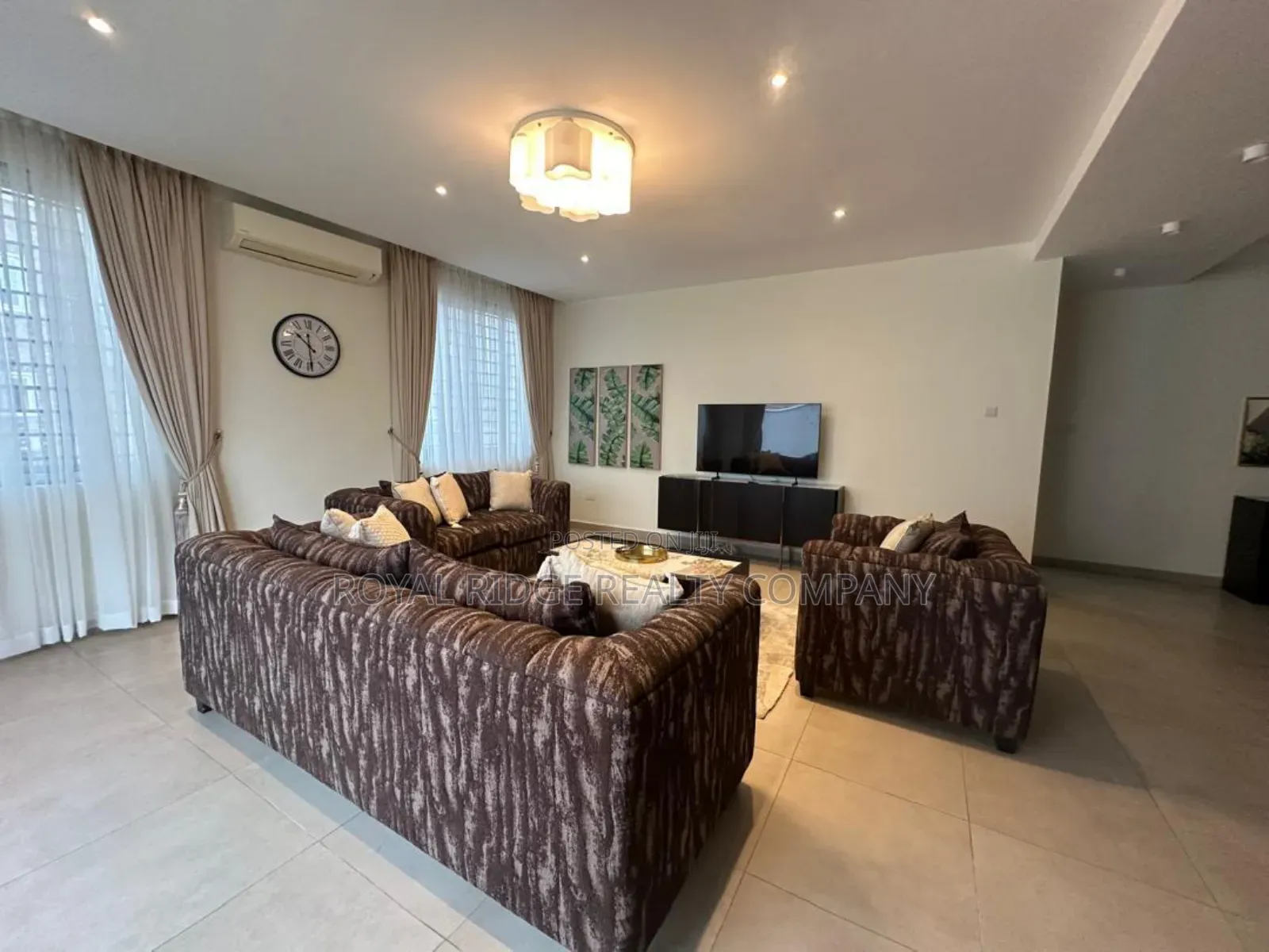 Furnished 3bdrm Townhouse / Terrace for rent