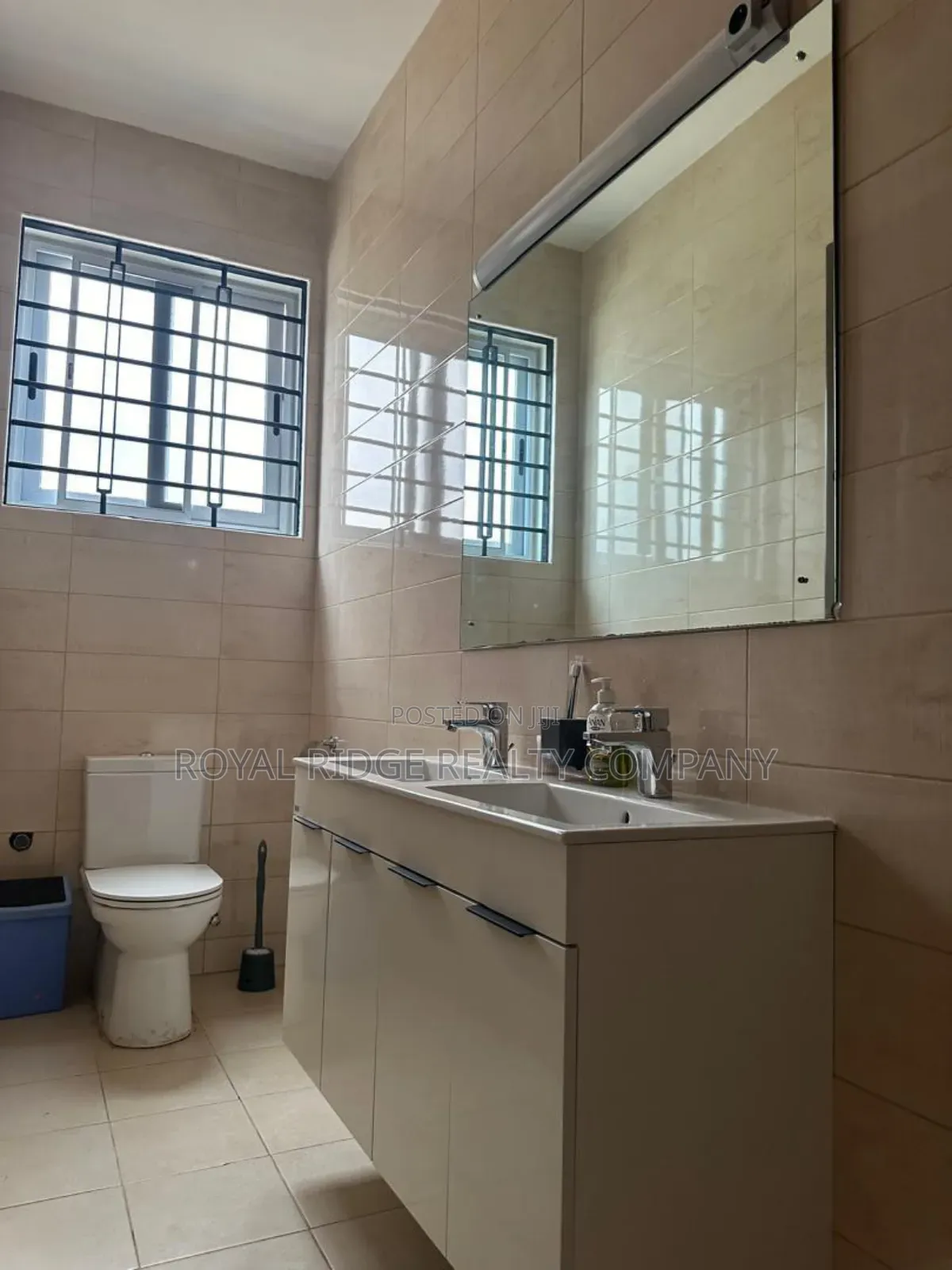 Furnished 3bdrm Townhouse / Terrace for rent