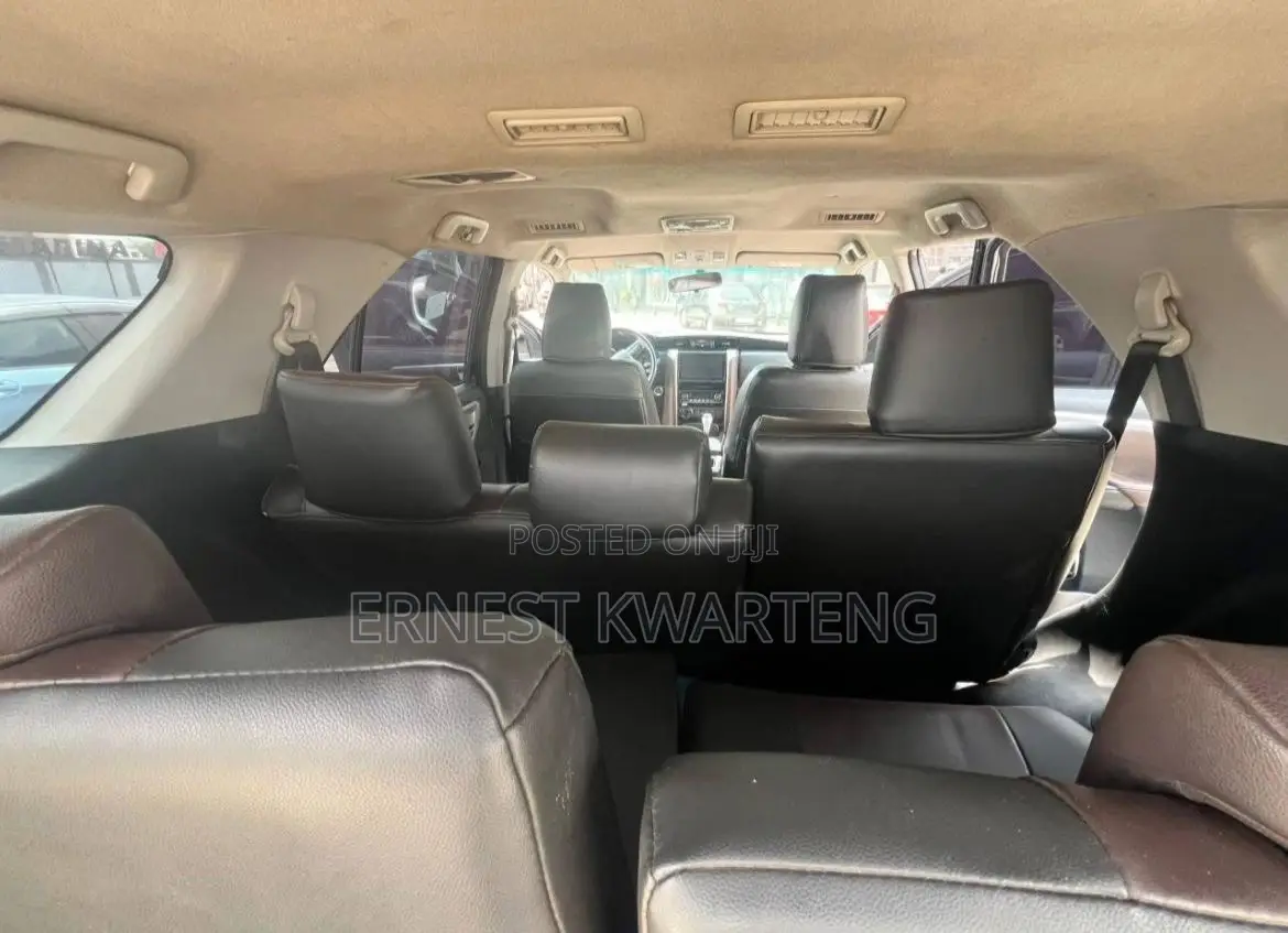 Toyota Fortuner 2018 Black