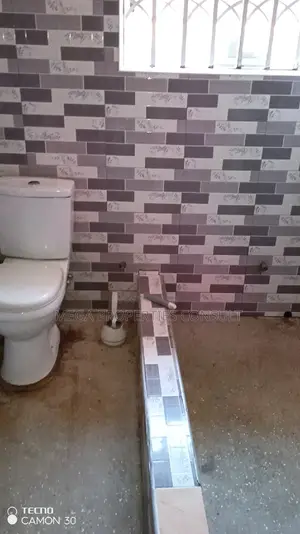 5bdrm House in Lapaz for rent