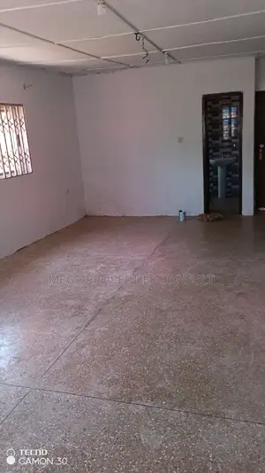 5bdrm House in Lapaz for rent