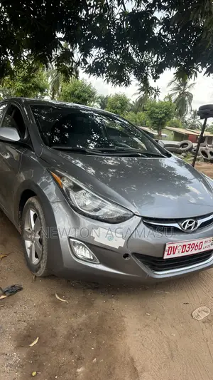 Hyundai Elantra SE 4dr Sedan (1.8L 4cyl 6M) 2015 Gray