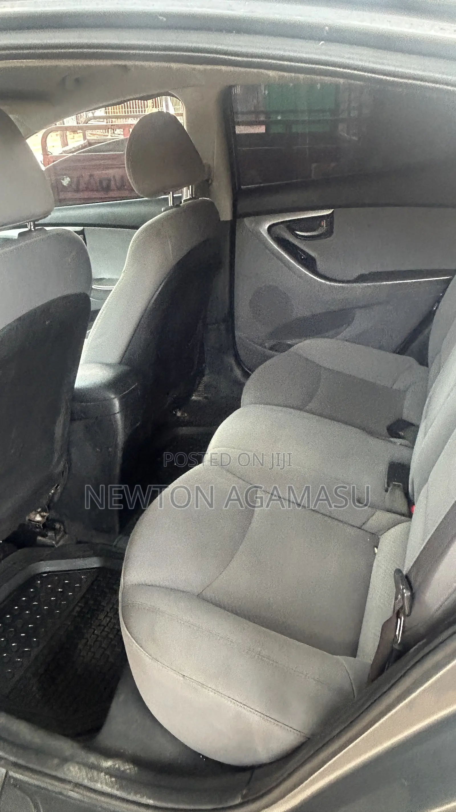 Hyundai Elantra SE 4dr Sedan (1.8L 4cyl 6M) 2015 Gray