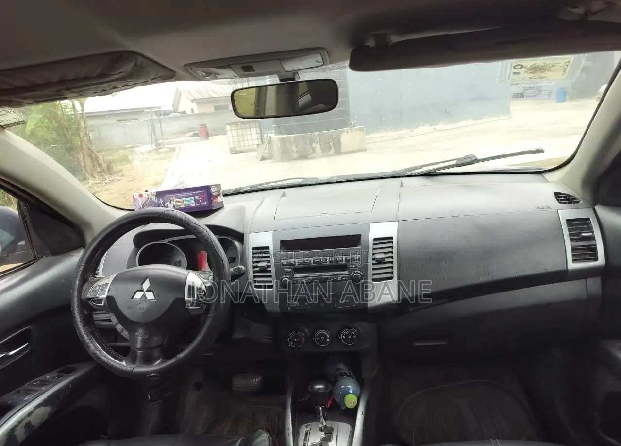 Mitsubishi Outlander 2009 Blue