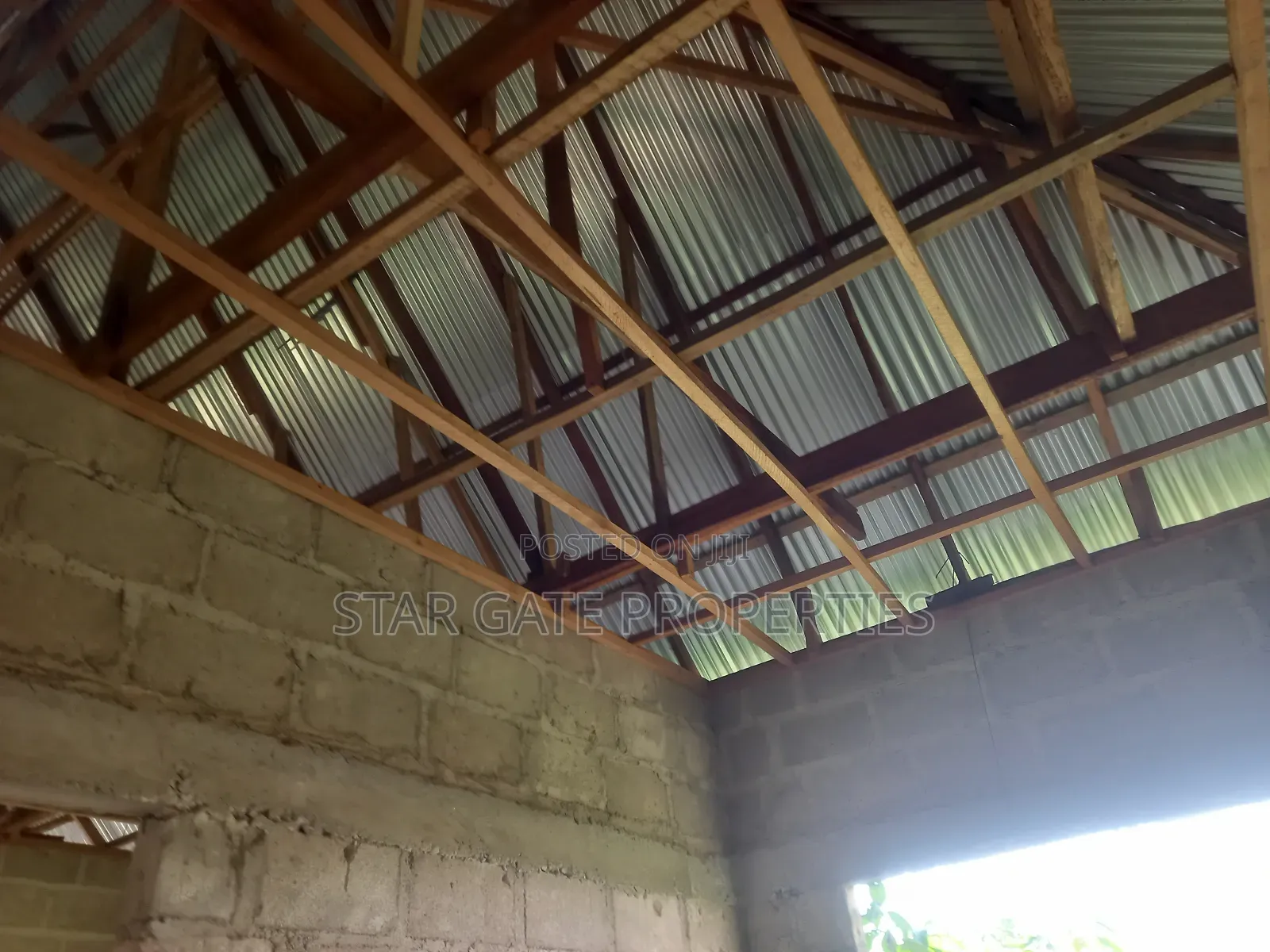 4bdrm House in Kenyasi Adesina, Kumasi Metropolitan for sale