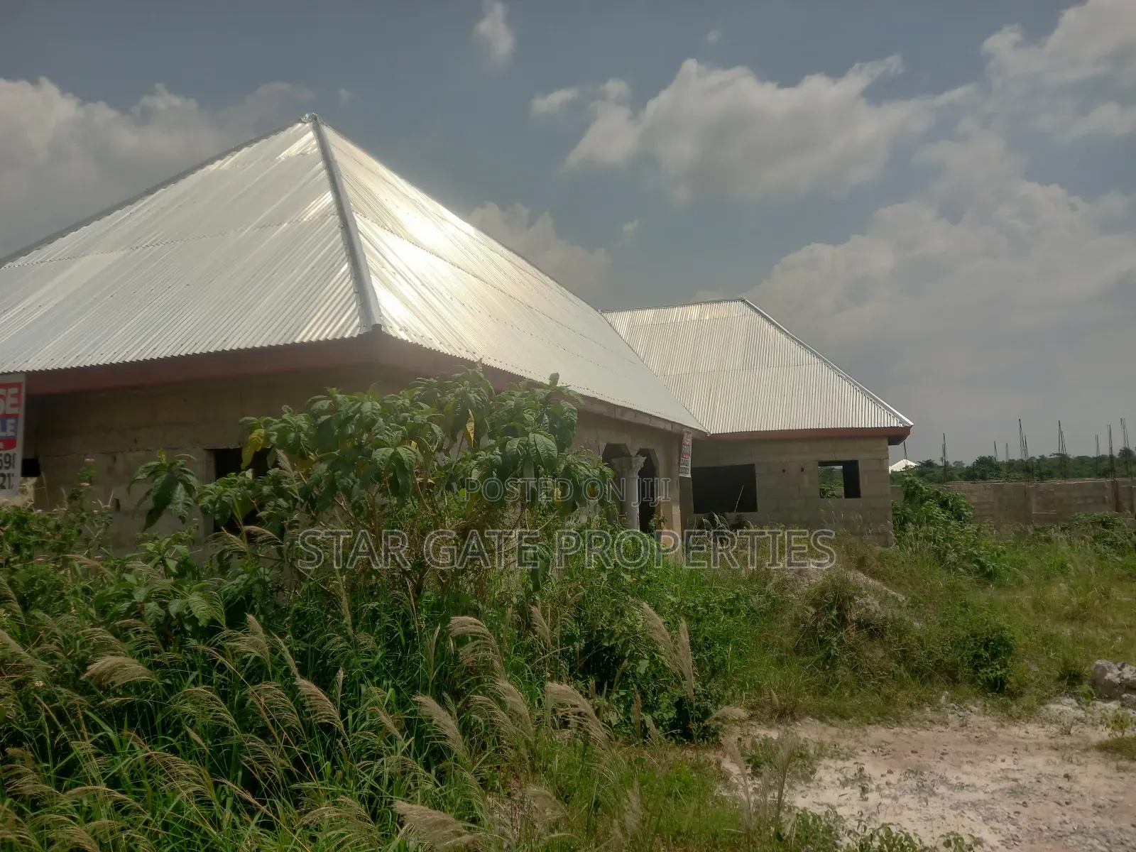 4bdrm House in Kenyasi Adesina, Kumasi Metropolitan for sale