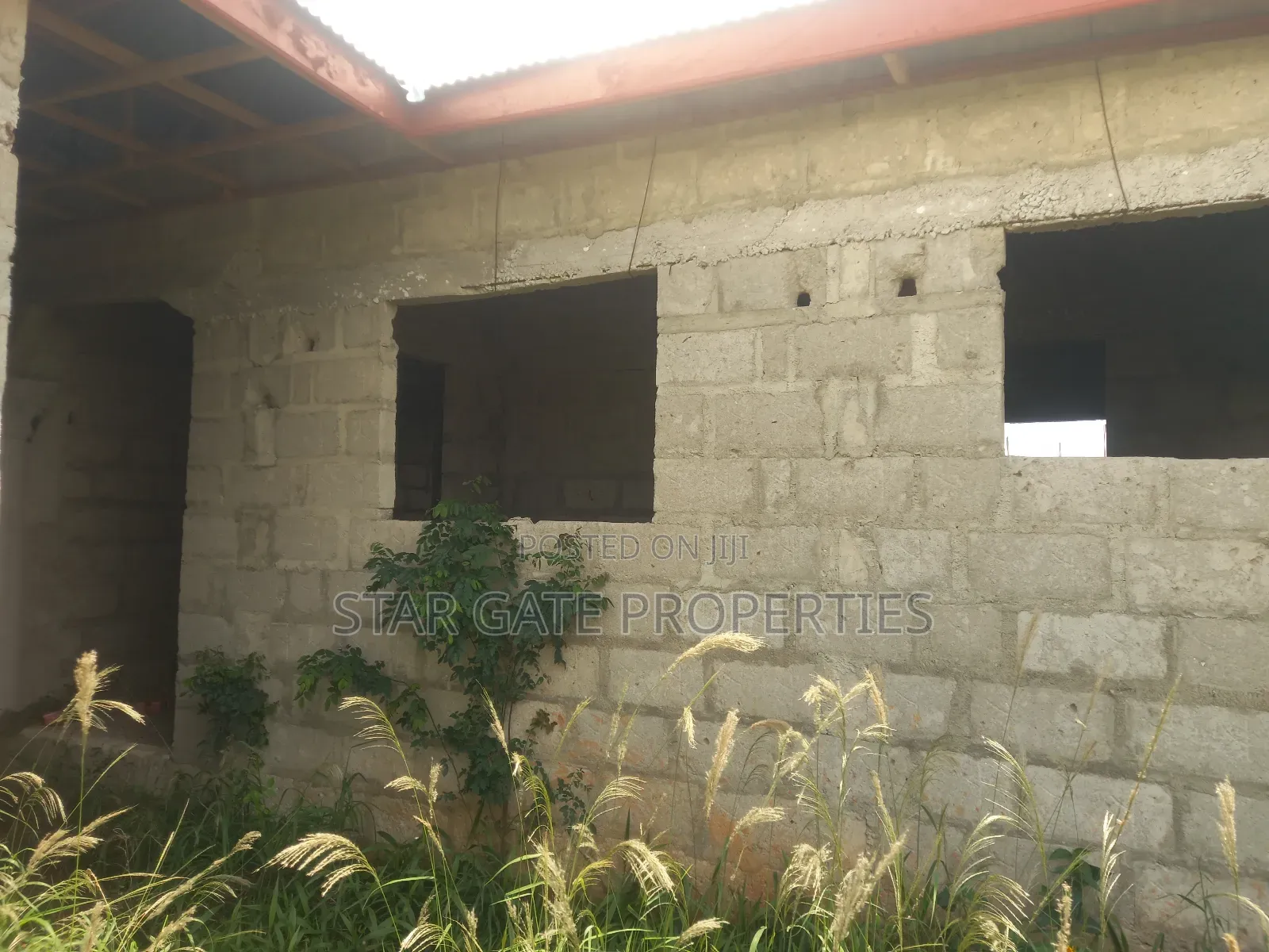 4bdrm House in Kenyasi Adesina, Kumasi Metropolitan for sale