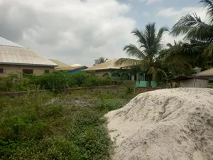 Plot for Sale at Kenyasi Bosore ( 100*90) Feet Square