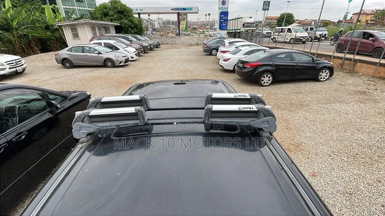 Toyota Voxy 2013 Black