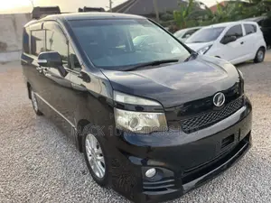 Toyota Voxy 2013 Black
