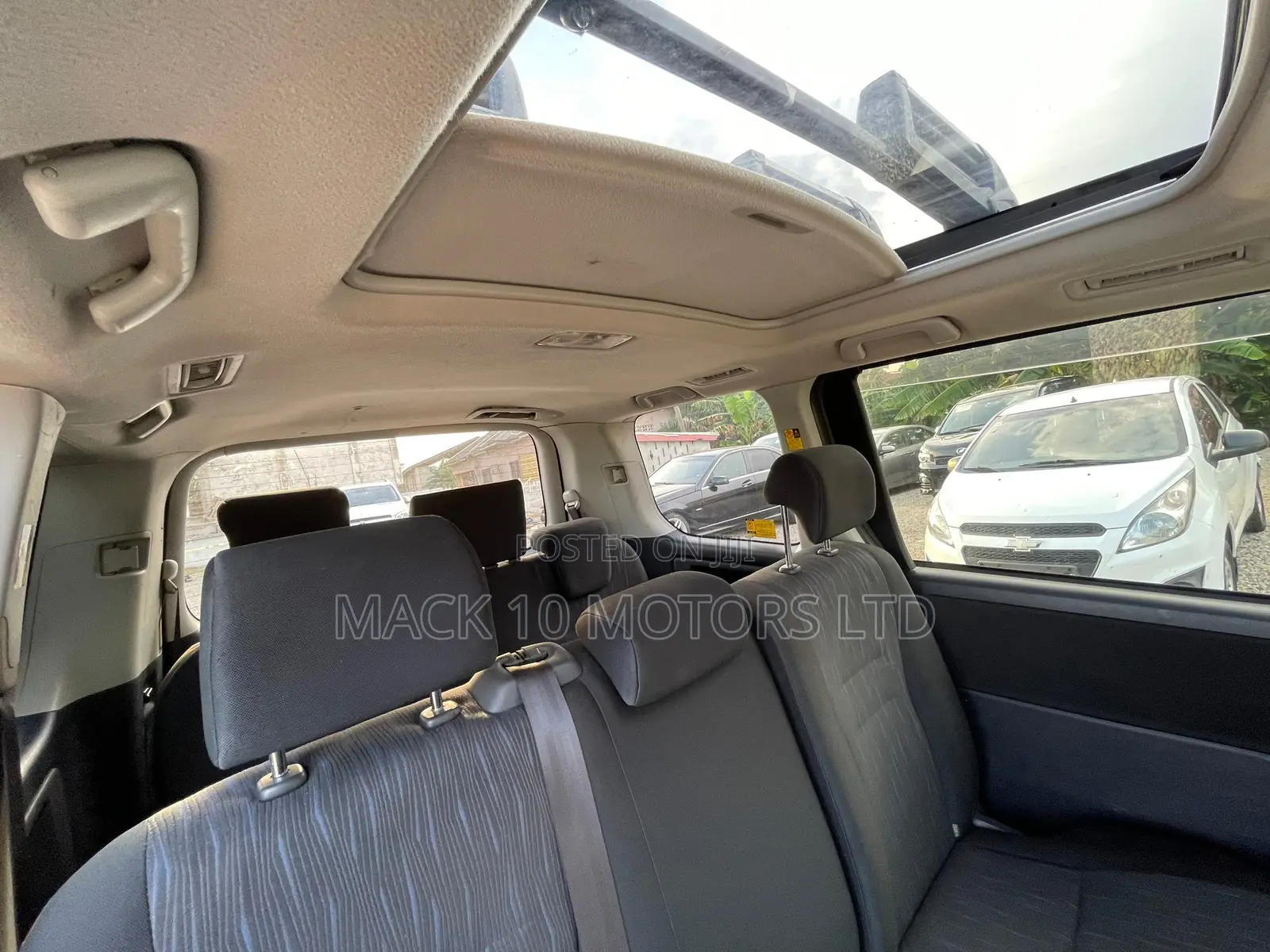 Toyota Voxy 2013 Black