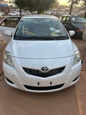 Toyota Belta 2011 White