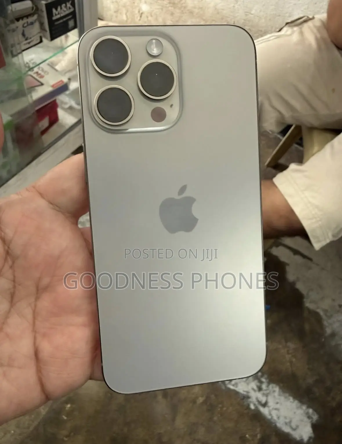 Apple iPhone 15 Pro Max 256 GB Silver