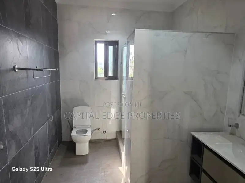 4bdrm Townhouse / Terrace in Airport Residential Area for rent