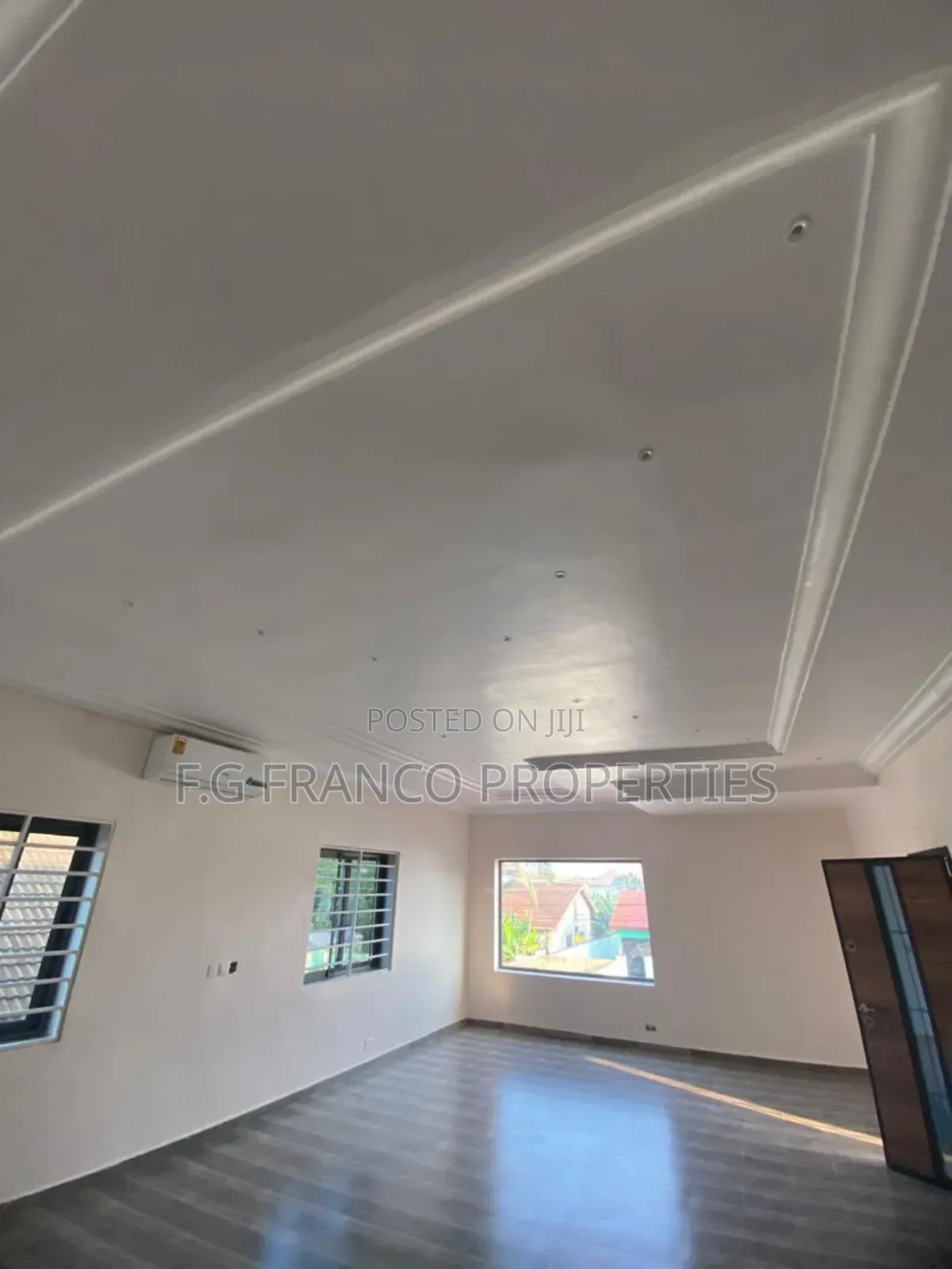 5bdrm House in Kg Franco Properties, East Legon for sale