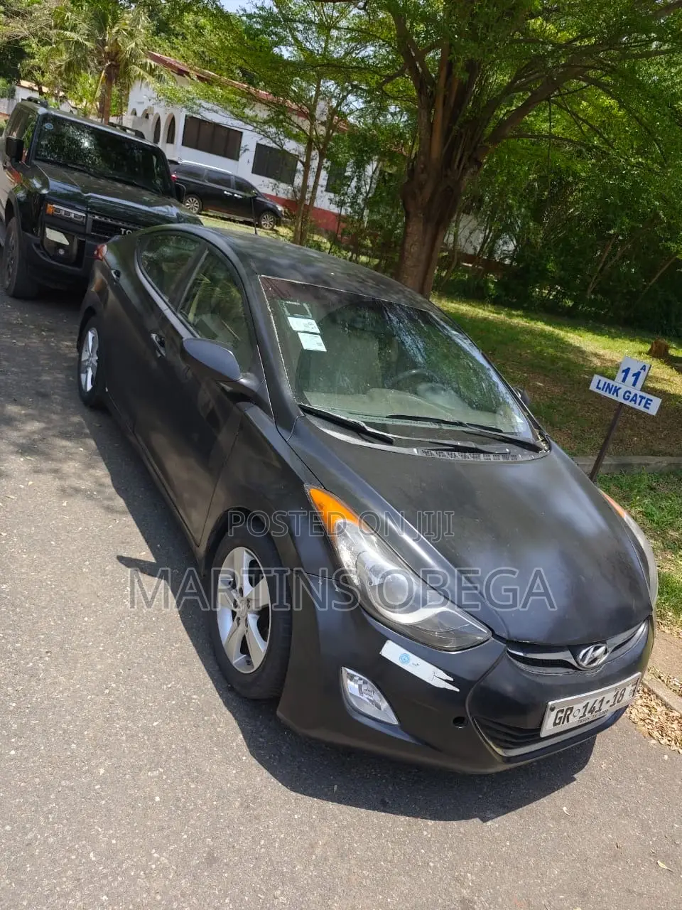Hyundai Elantra Limited 4dr Sedan (1.8L 4cyl 6A) 2015 Gray