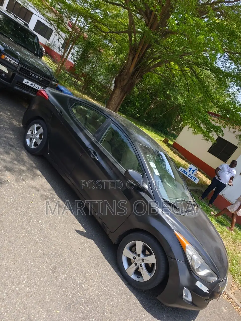 Hyundai Elantra Limited 4dr Sedan (1.8L 4cyl 6A) 2015 Gray