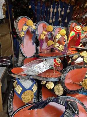 Ahenema Slippers