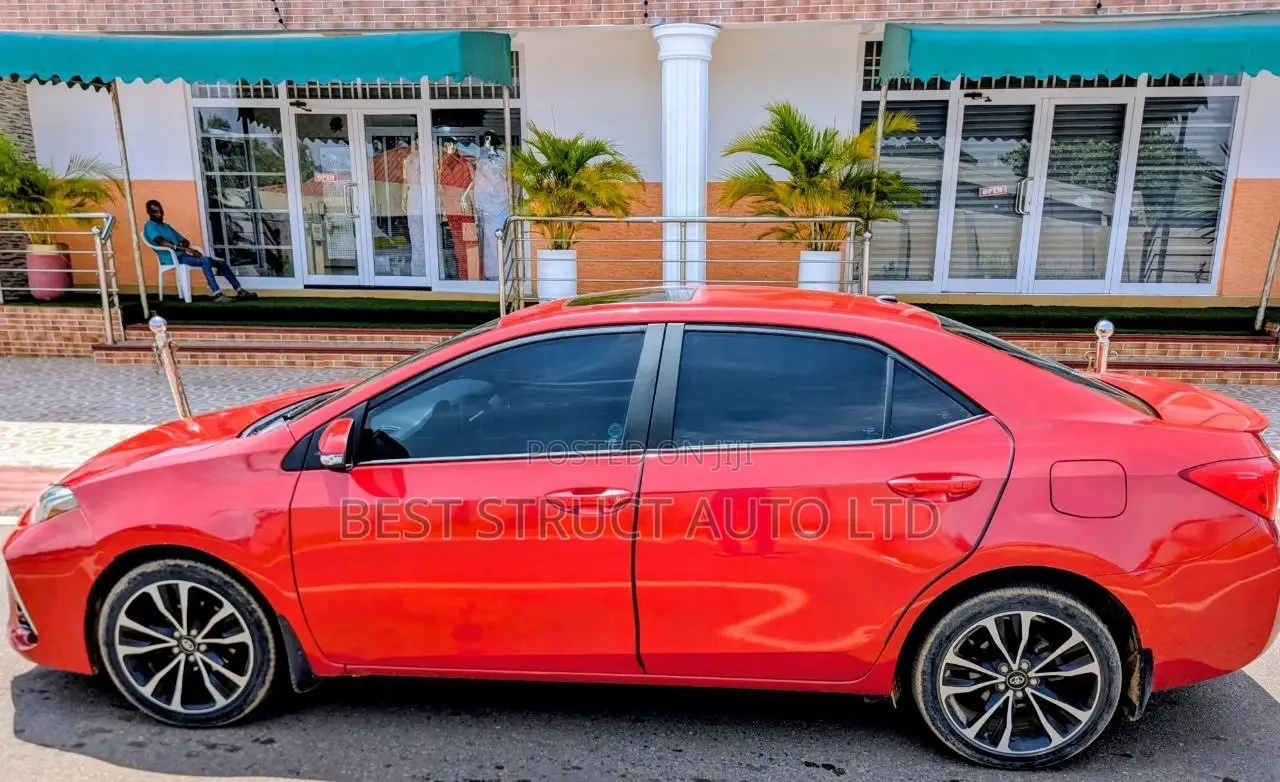 2018 Model Toyota Corolla Xse for Rent.