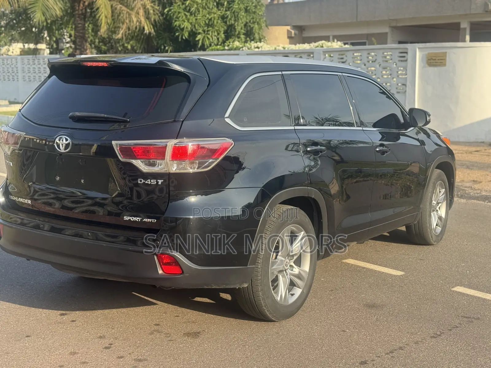Toyota Highlander LE 4x2 V6 (3.5L 6cyl 8A) 2017 Black