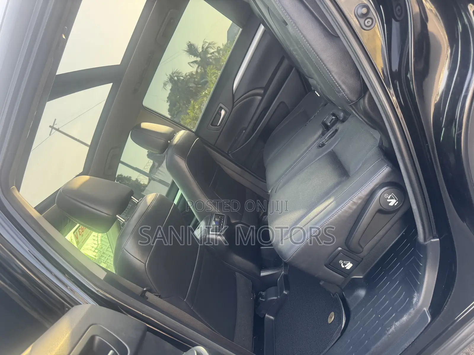 Toyota Highlander LE 4x2 V6 (3.5L 6cyl 8A) 2017 Black