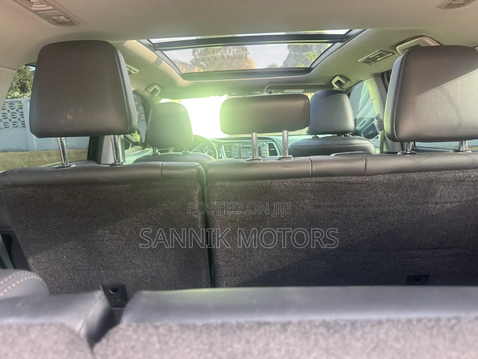 Toyota Highlander LE 4x2 V6 (3.5L 6cyl 8A) 2017 Black