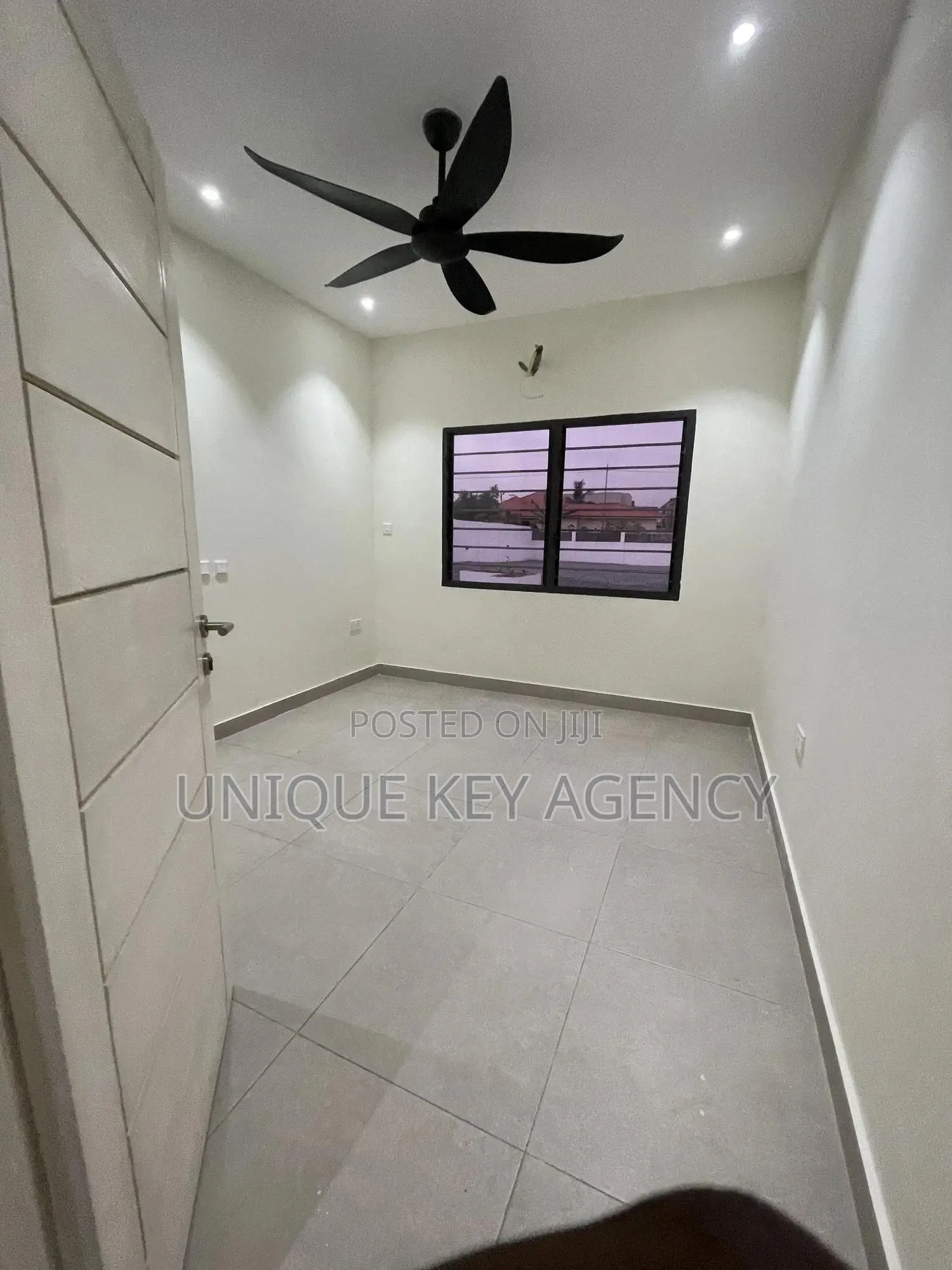 4bdrm House in Unique Key Agency, Airport Residential Area for rent
