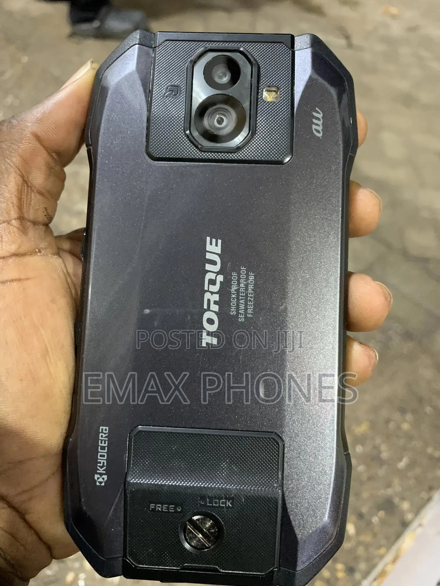 Kyocera KYV45 64 GB Black