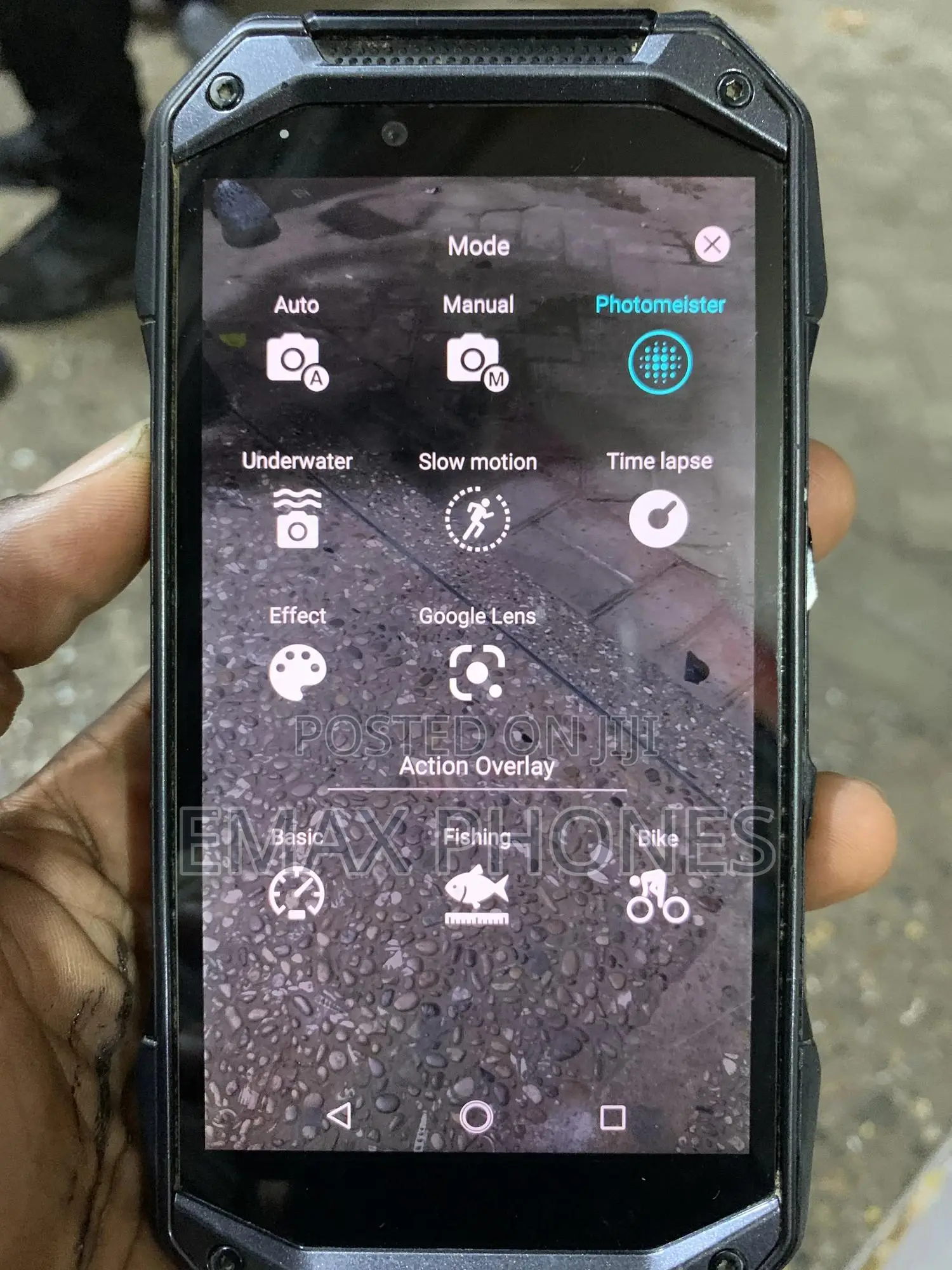 Kyocera KYV45 64 GB Black