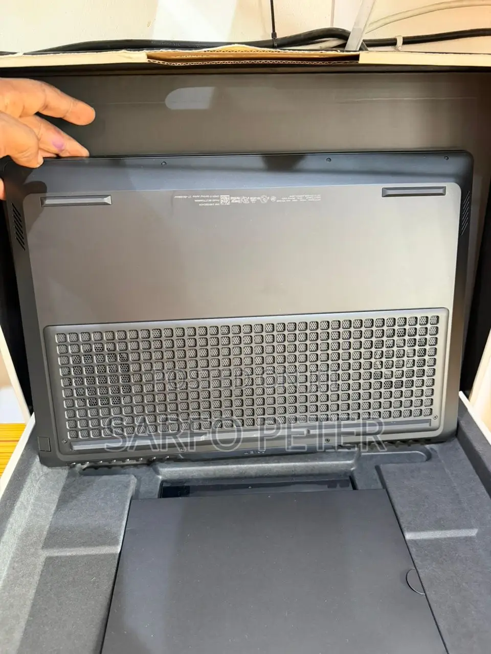 New Laptop HP Omen 17 32GB AMD Ryzen 9 SSD 1T