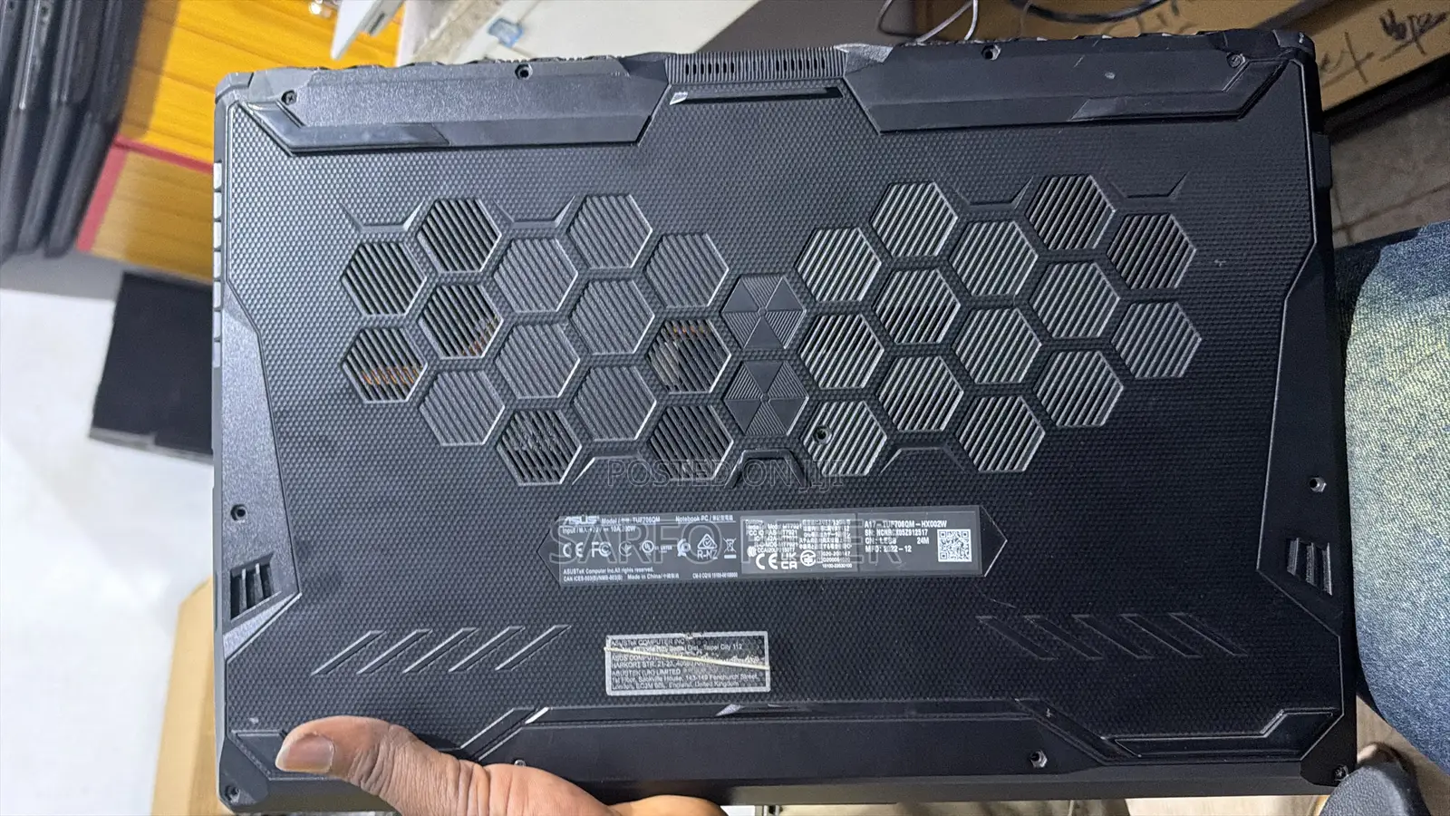New Laptop HP Omen 17 32GB AMD Ryzen 9 SSD 1T