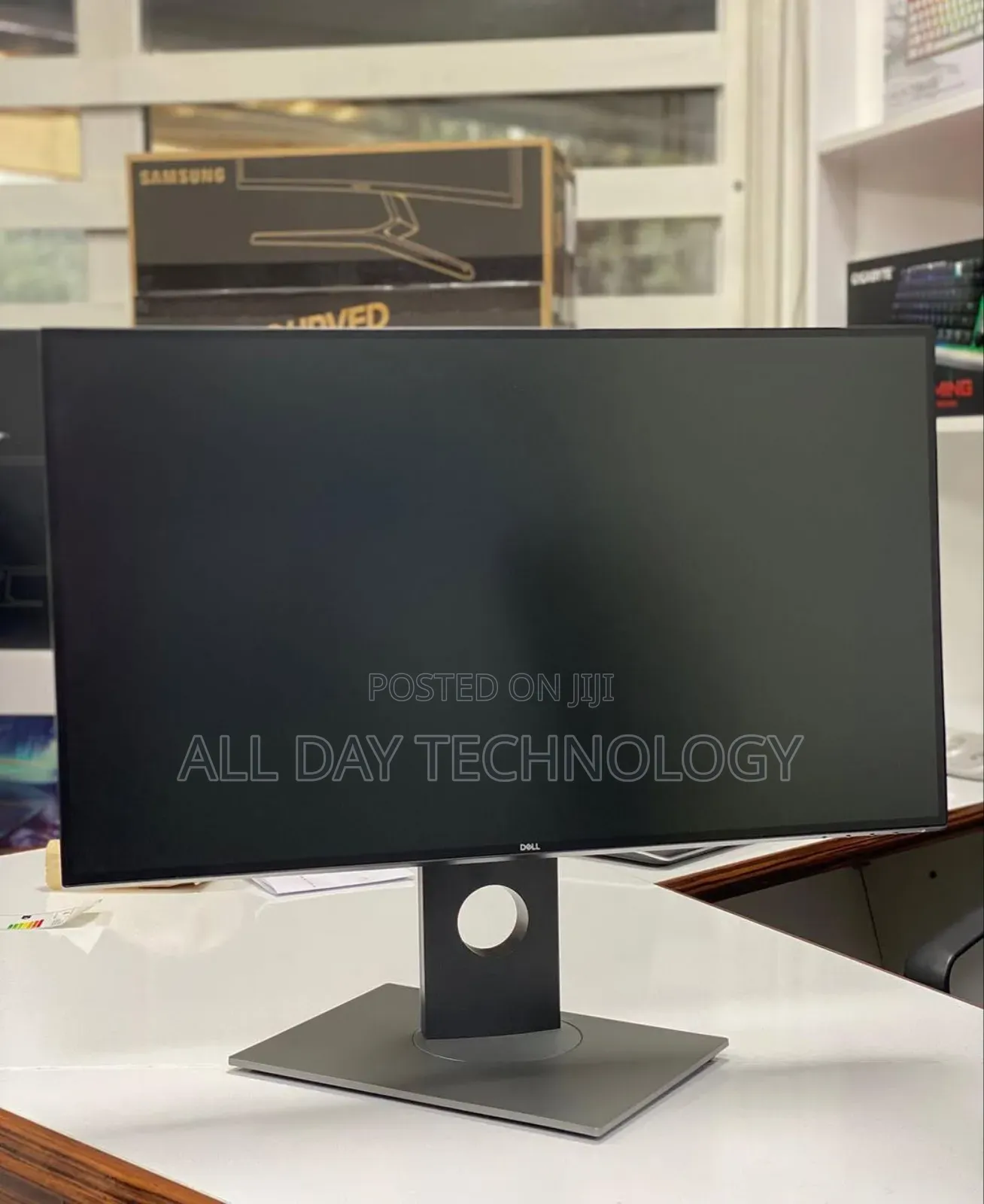 Dell 27" Quad Hd Ips Ultra Wide Display Monitor