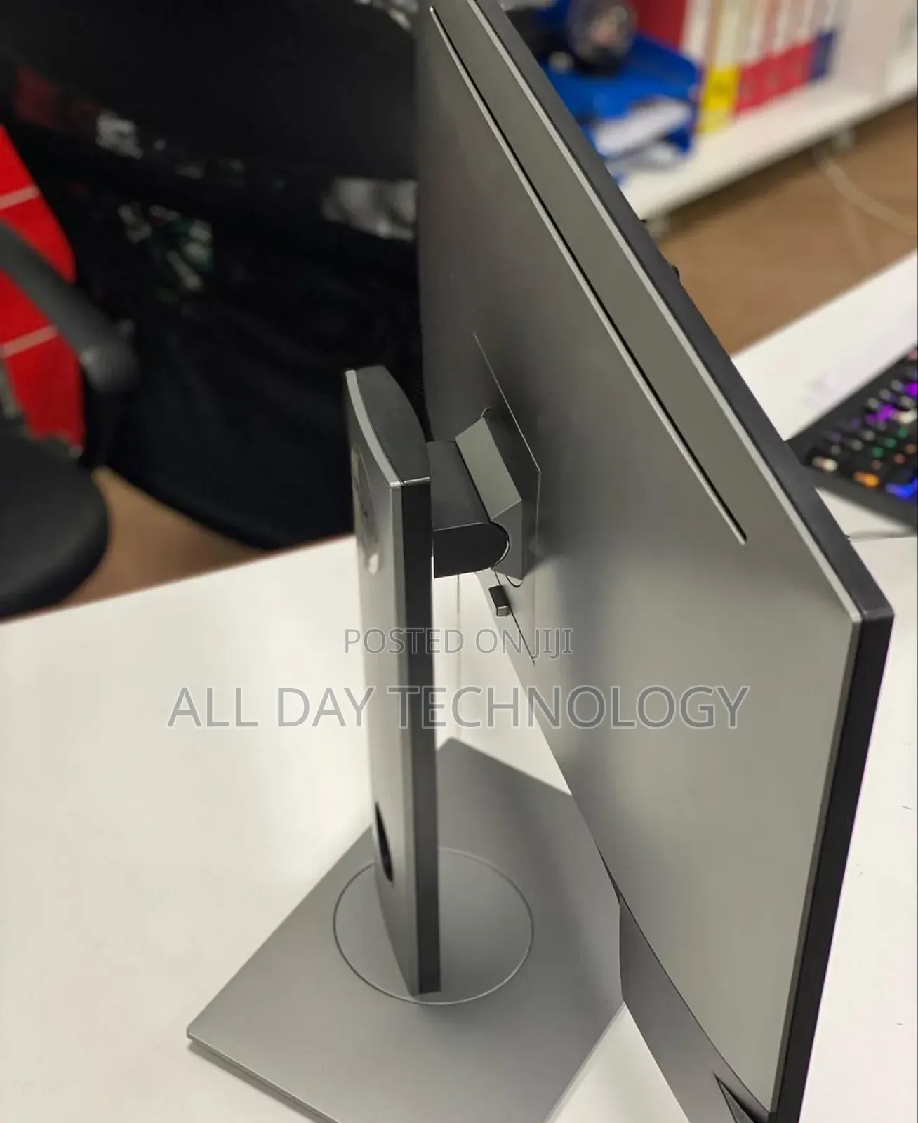 Dell 27" Quad Hd Ips Ultra Wide Display Monitor