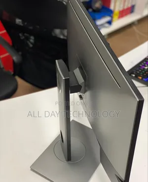 Dell 27" Quad Hd Ips Ultra Wide Display Monitor