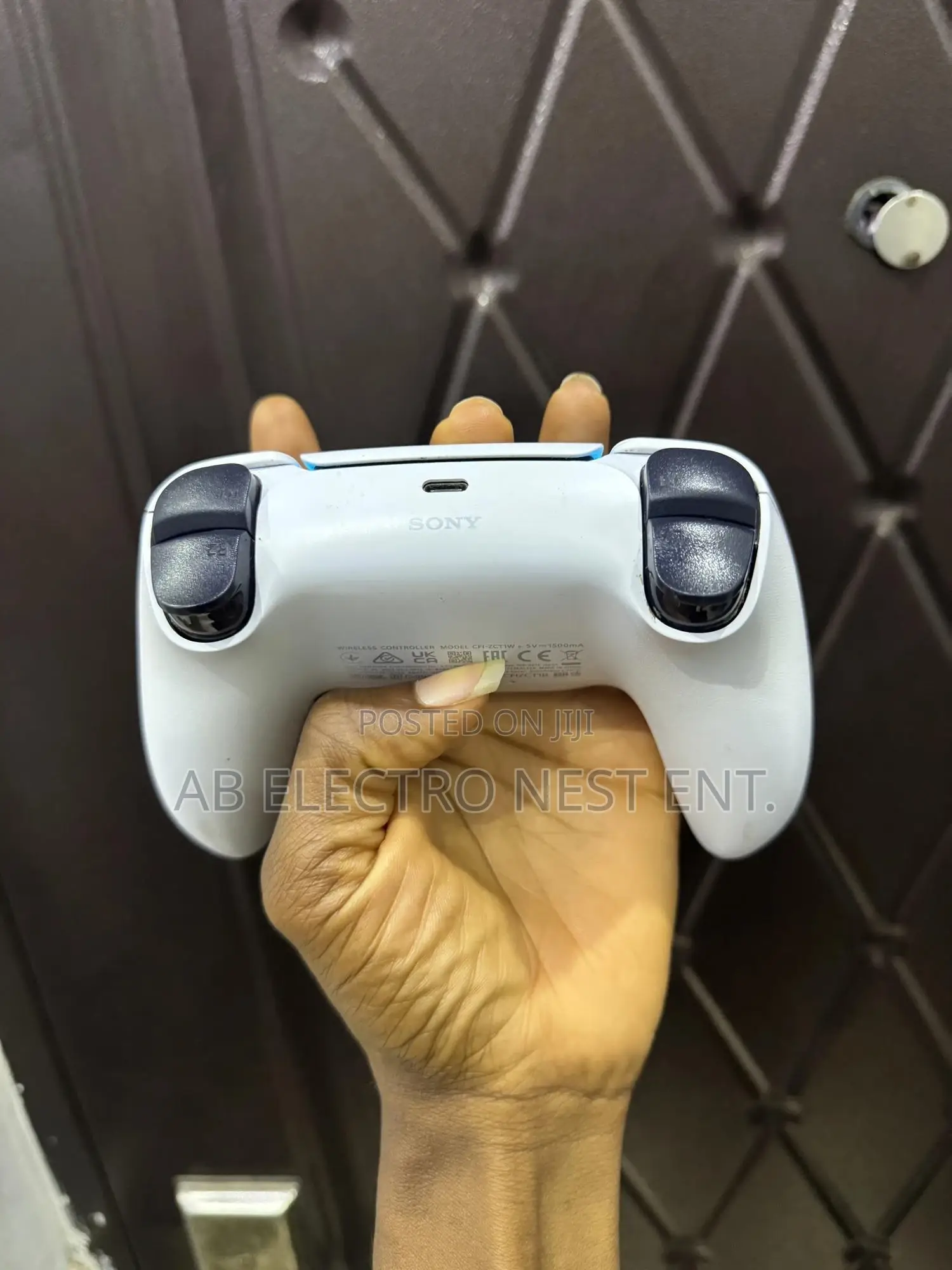 Original Home Used Neat Ps5 Controllers