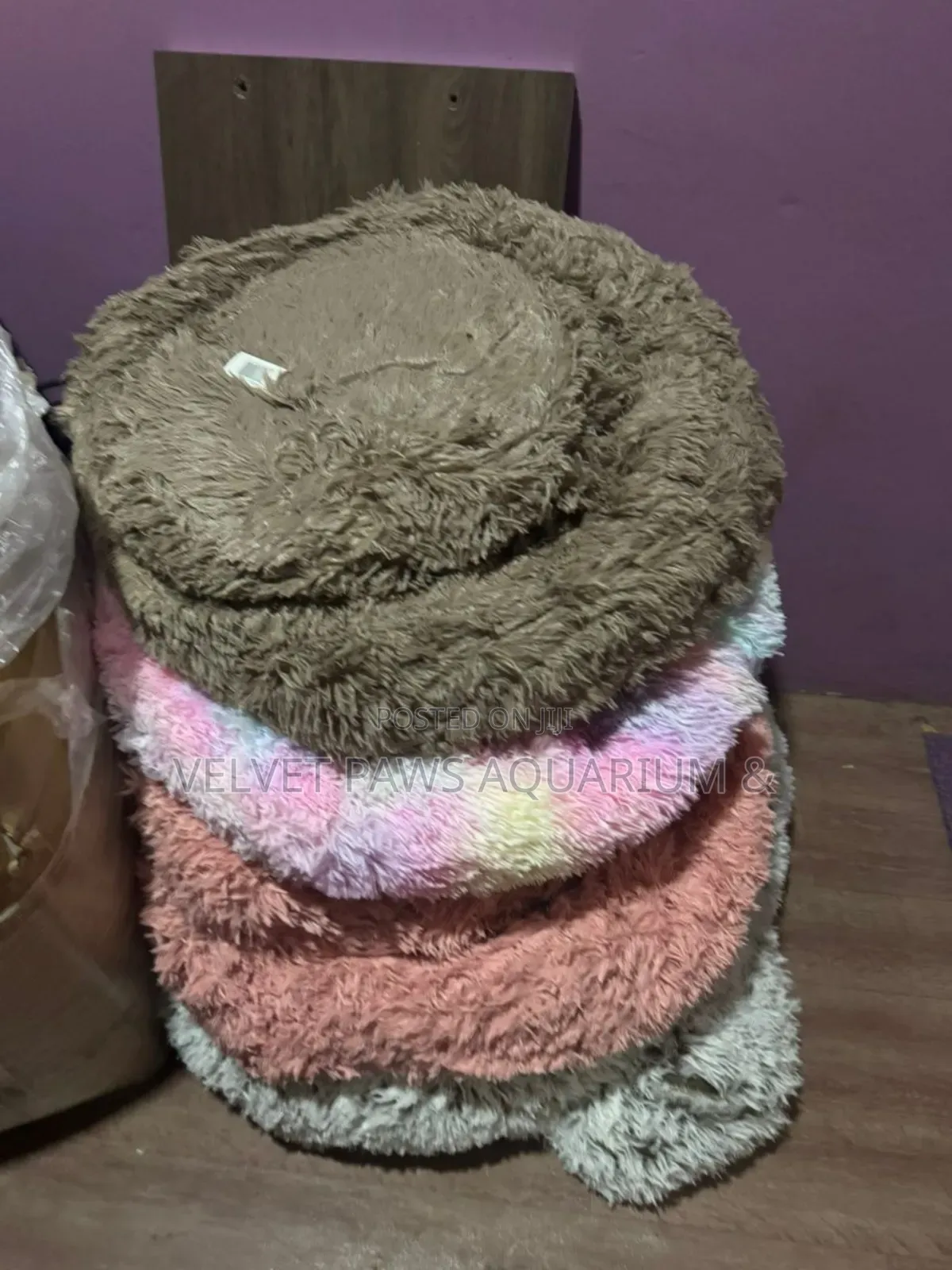 Quality Flutty Dog Bed ( Large Size)