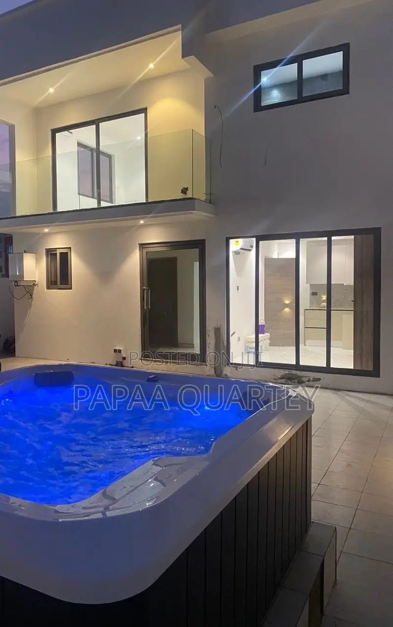 4bdrm House in East Legon for sale