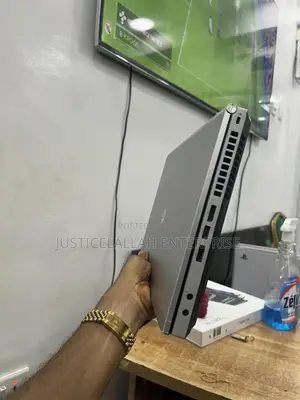 Laptop HP EliteBook 8460P 4GB Intel Core i5 HDD 140GB