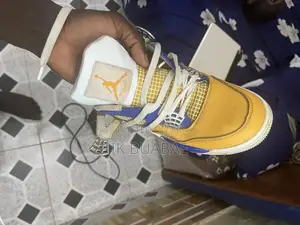 Slightly Used Jordan 4 for Sale