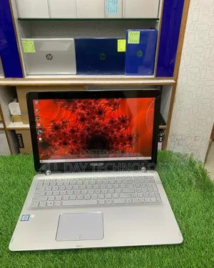 Laptop Asus Q504UA 16GB Intel Core i5 HDD 1T