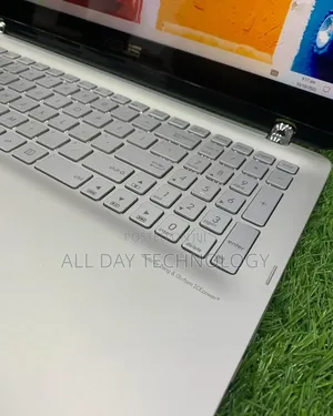Laptop Asus Q504UA 16GB Intel Core i5 HDD 1T