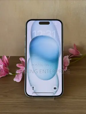 Apple iPhone 15 128 GB White