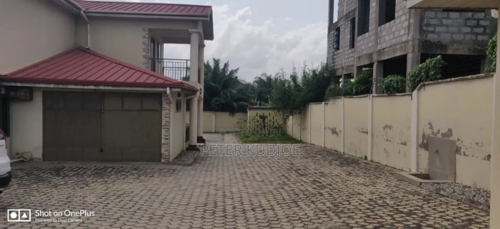 5bdrm House in P&K Properties, Pokuase for sale