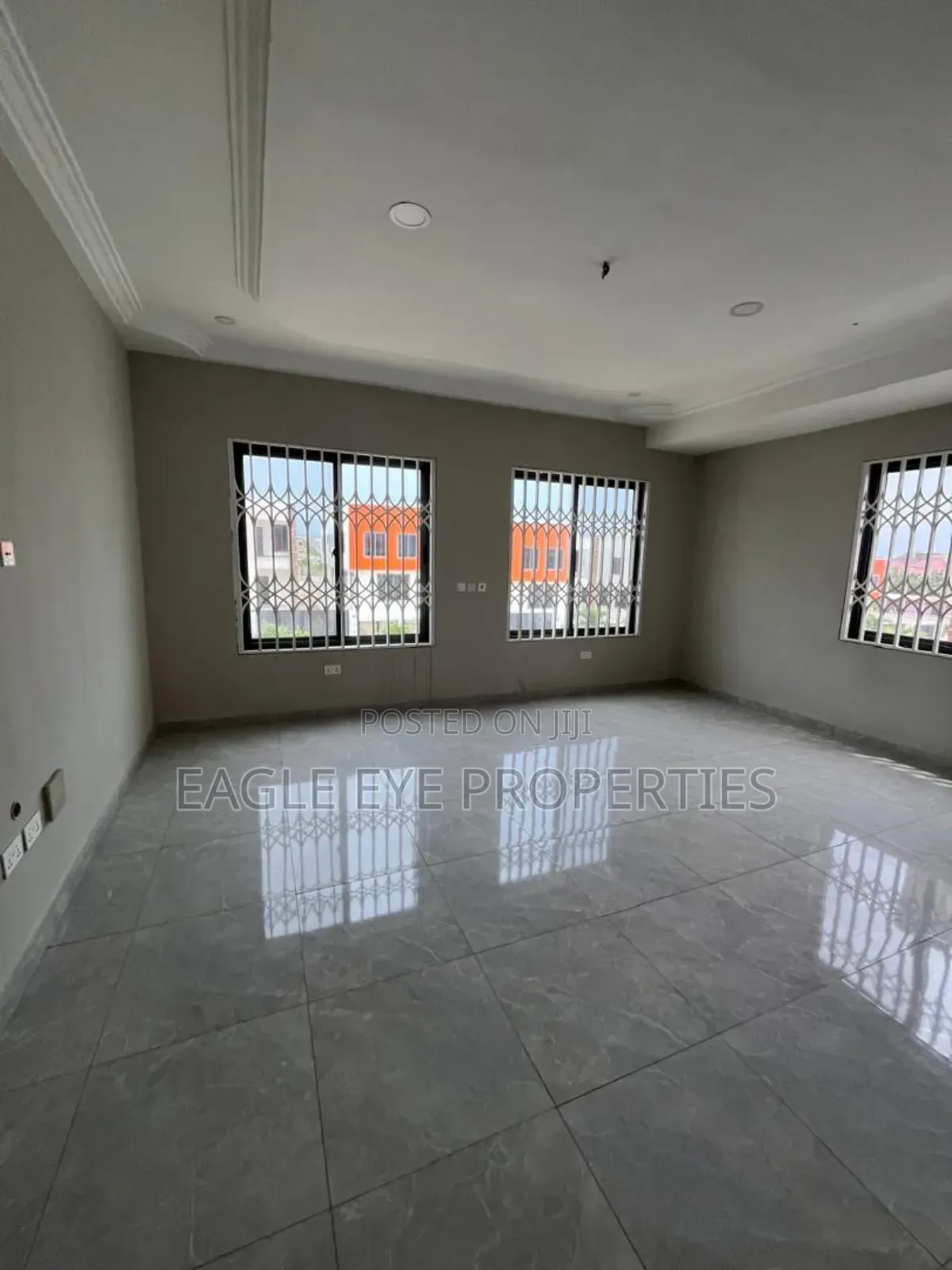 4bdrm House in Nmai-Dzorn for sale